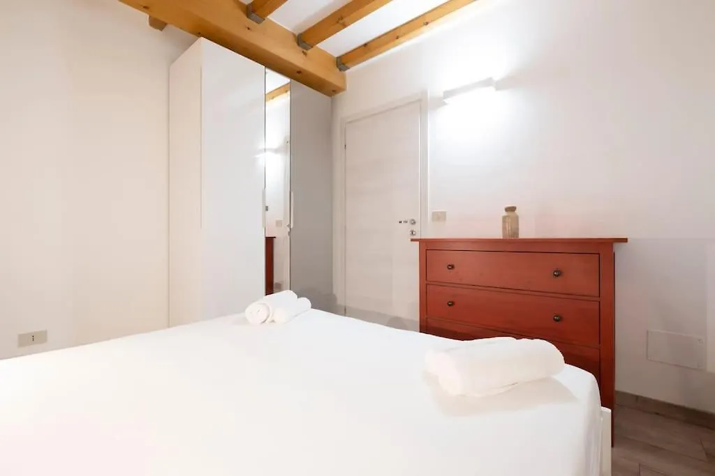 Ferienwohnung Isaia 41 Bologna Apartment